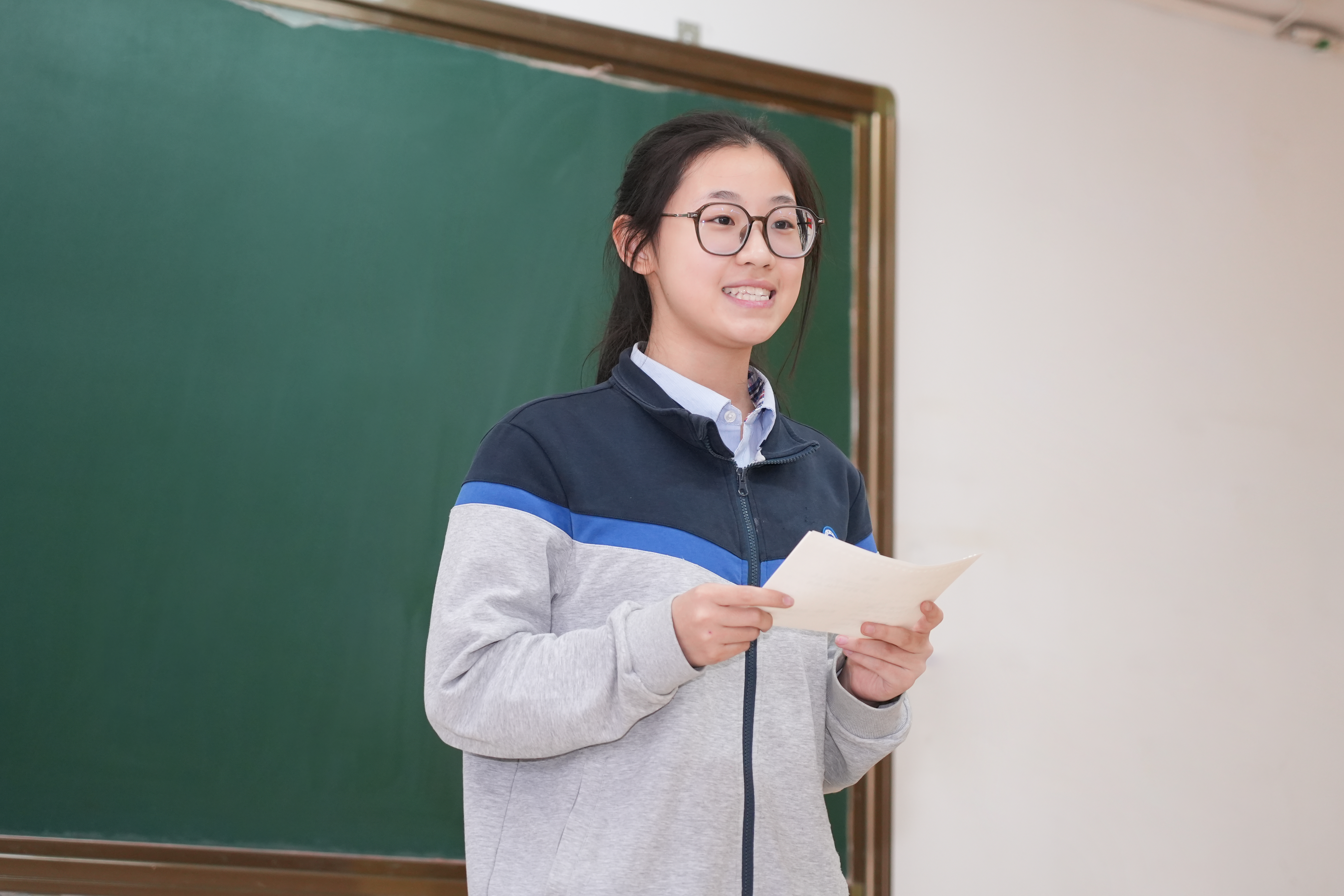 天津电视台莅临六力学校选拔小主持人