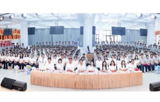 筑梦高三承薪火，为学强国启新程  六力高级中学高三动员大会